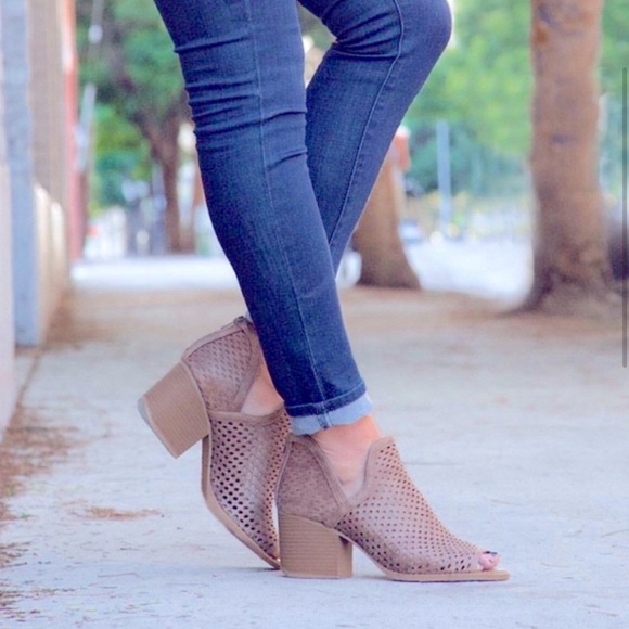 Qupid Ankle Peep Toe Booties - Picture 3 of 5